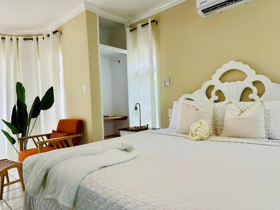 Falcon Islandview - Airport Pickup Available - 24Security มอนเทโกเบย์ ภายนอก รูปภาพ