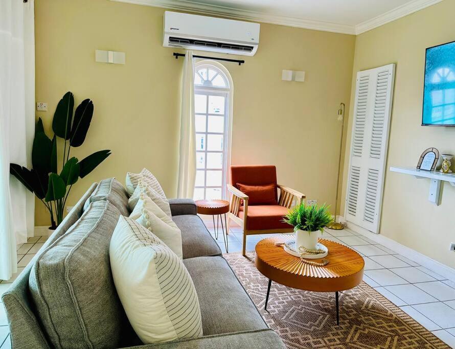 Falcon Islandview - Airport Pickup Available - 24Security มอนเทโกเบย์ ภายนอก รูปภาพ